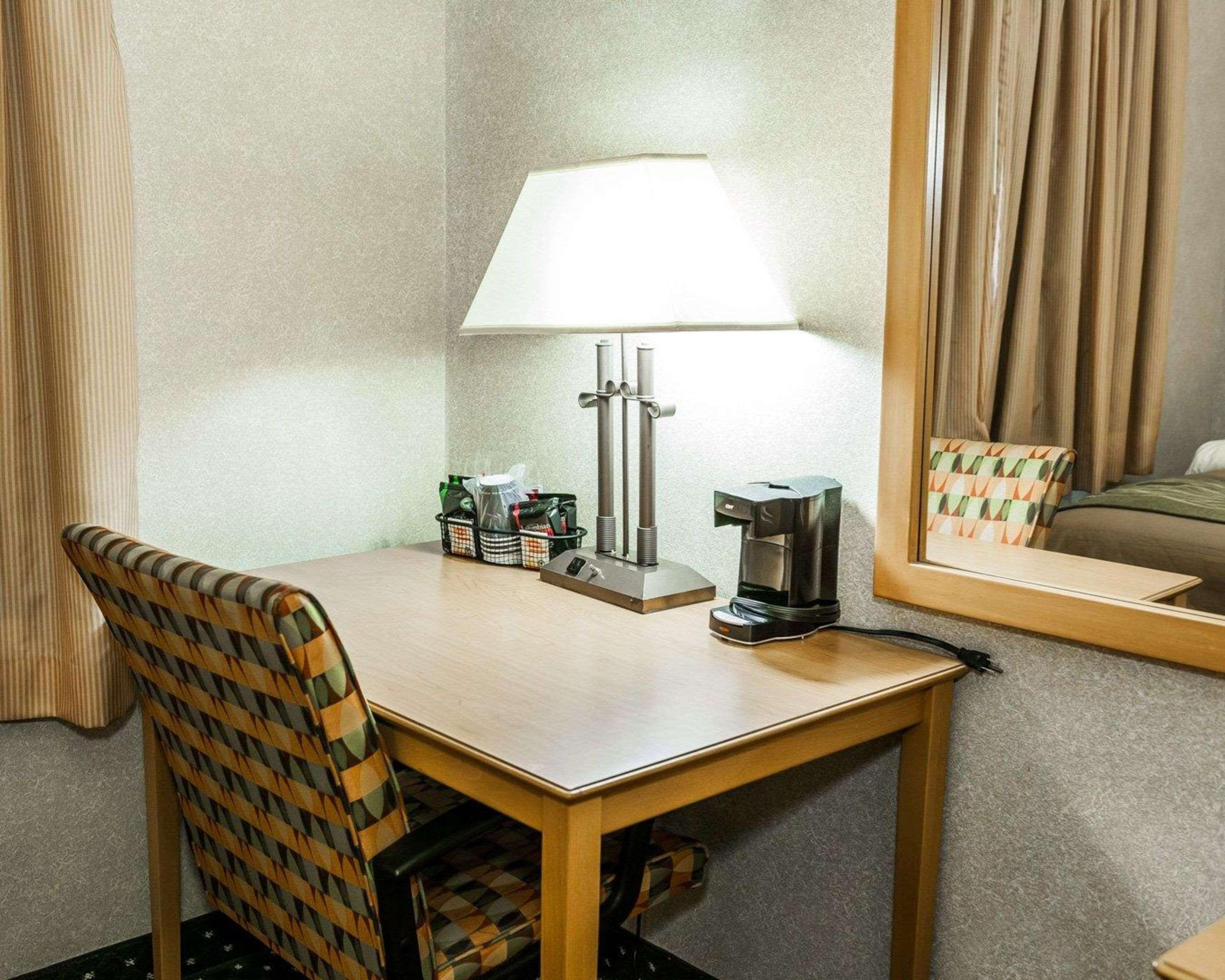 Comfort Inn Near Kokomo Speedway Εξωτερικό φωτογραφία