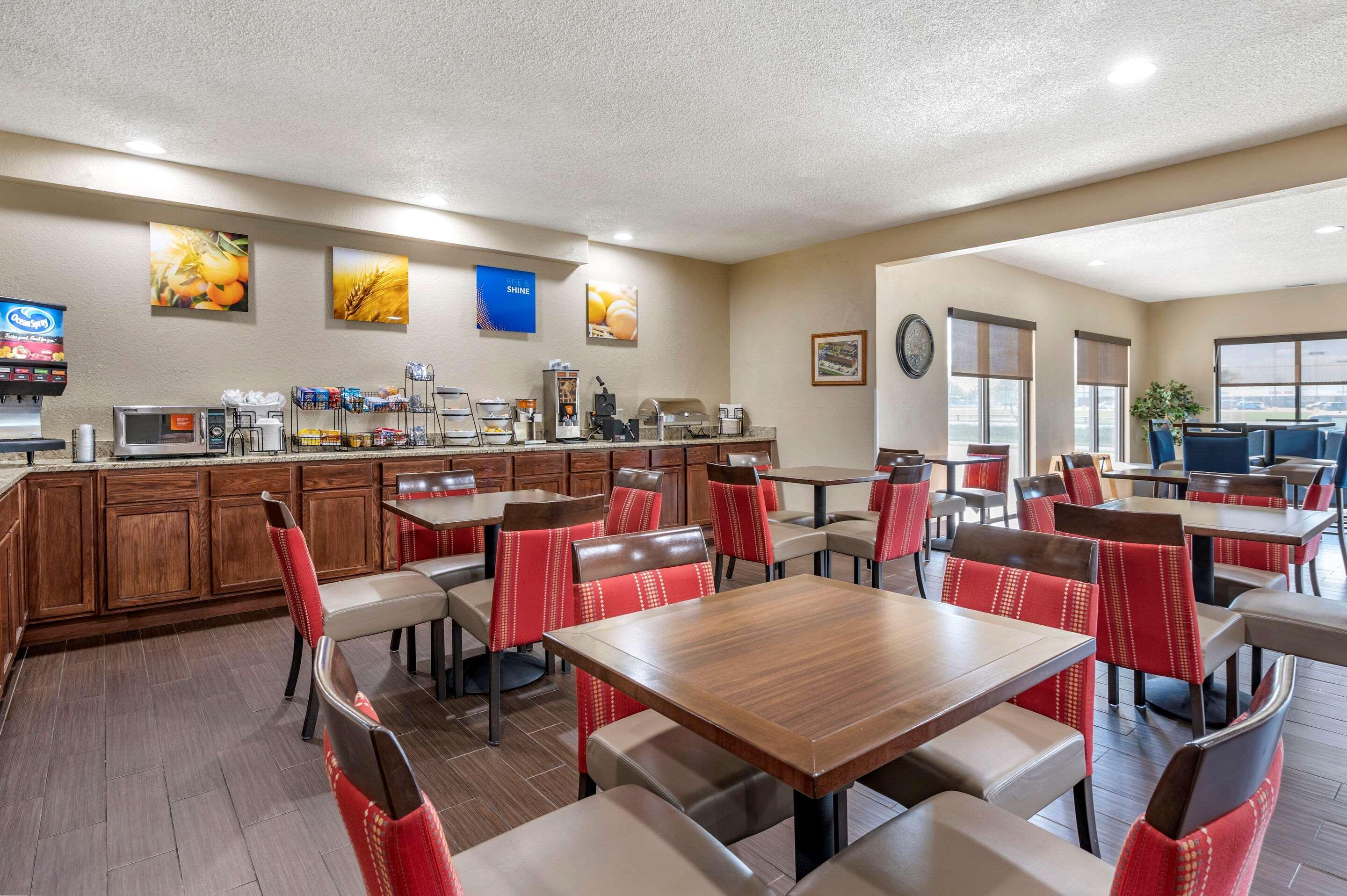 Comfort Inn Near Kokomo Speedway Εξωτερικό φωτογραφία