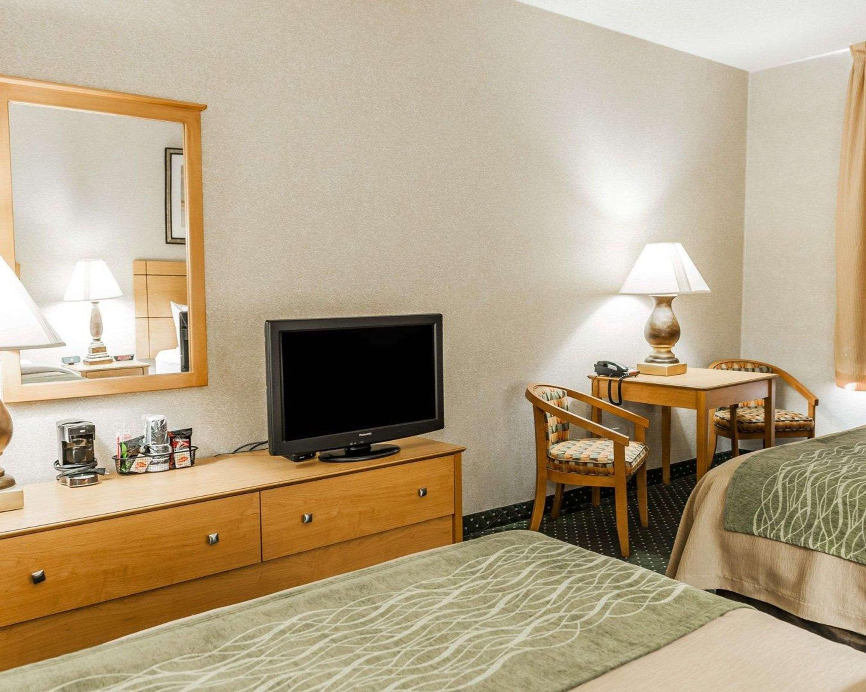 Comfort Inn Near Kokomo Speedway Εξωτερικό φωτογραφία